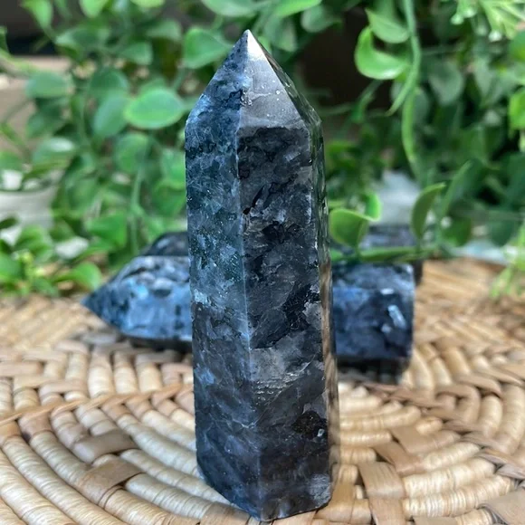 Larvikite Tower Crystal Gemstone Point Black Flash - Picture 6 of 13